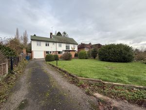 Photo 33- click for photo gallery